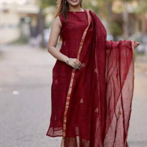 Home tharvi crimson handwoven cotton suit set with golden border