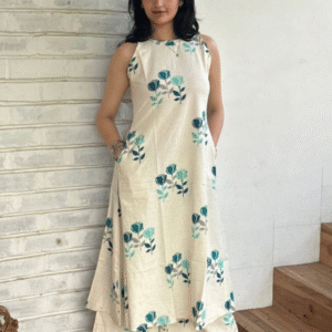 Tharvi Ivory Bloom A Line Set