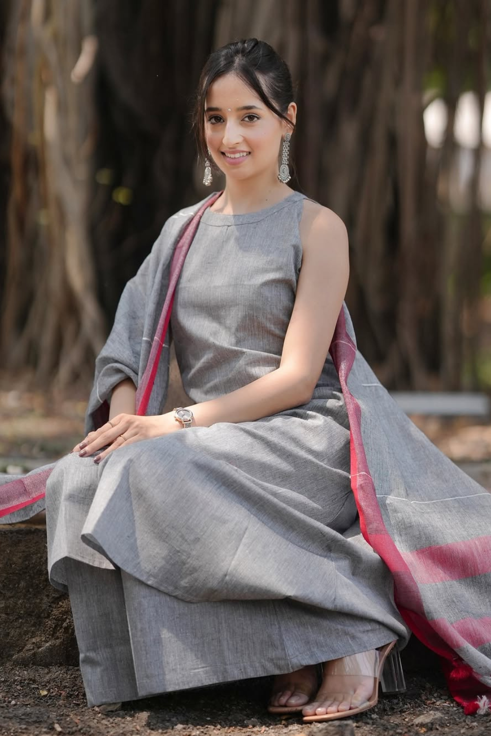 tharvi elegant grey cotton handloom suit set with dupatta | minimal & timeless charm tharvi elegant grey cotton handloom suit set with dupatta | minimal & timeless charm