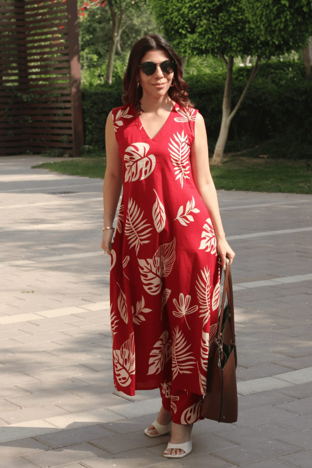 5 Tharvi Tropical Breeze Co-ord Set | Summer Dress with Red Sleeveless Outfit - Image 3