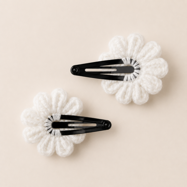 Tharvi Daisy Bloom Crochet 2 Hair Clips
